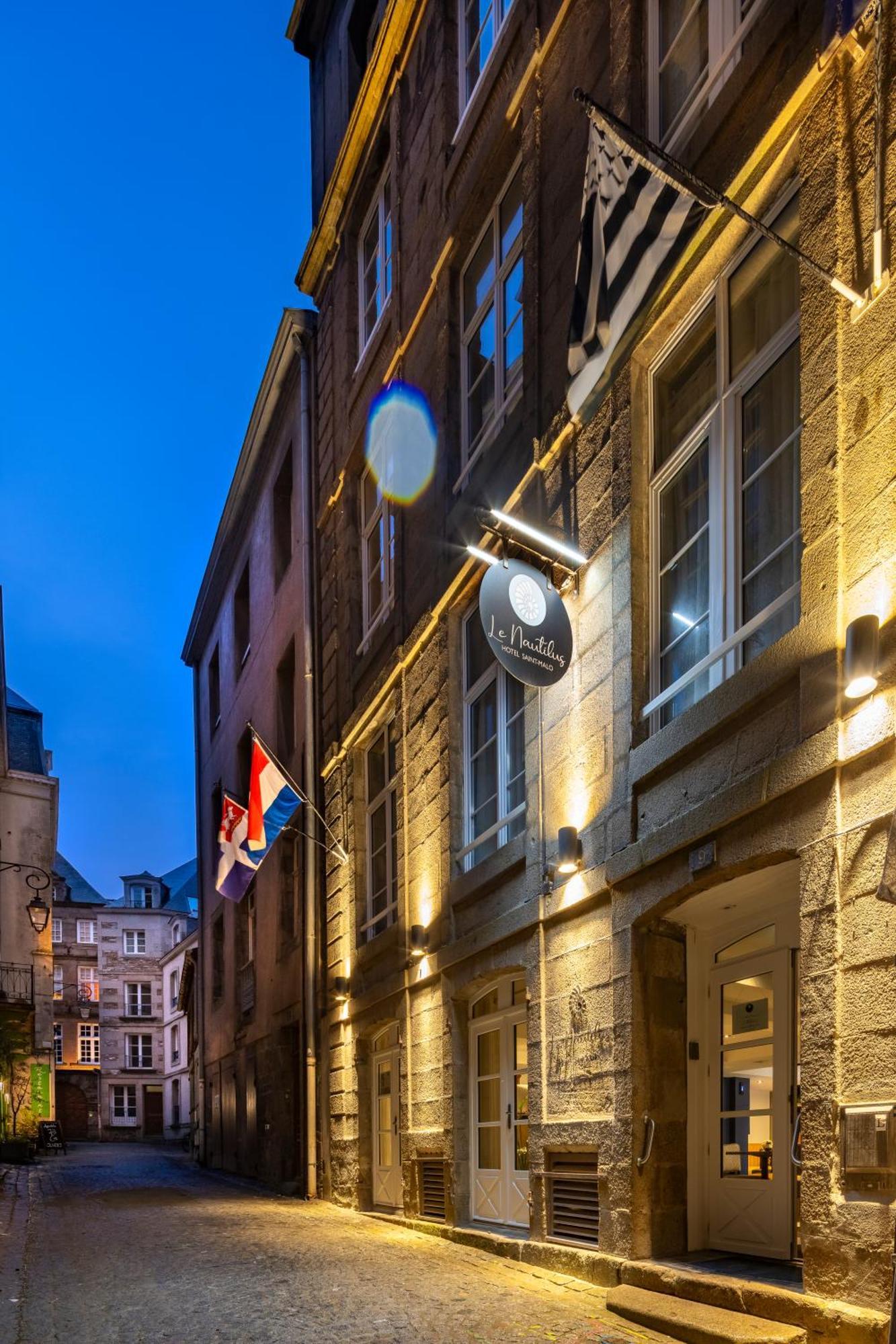 Hotel Le Nautilus Saint-Malo Buitenkant foto